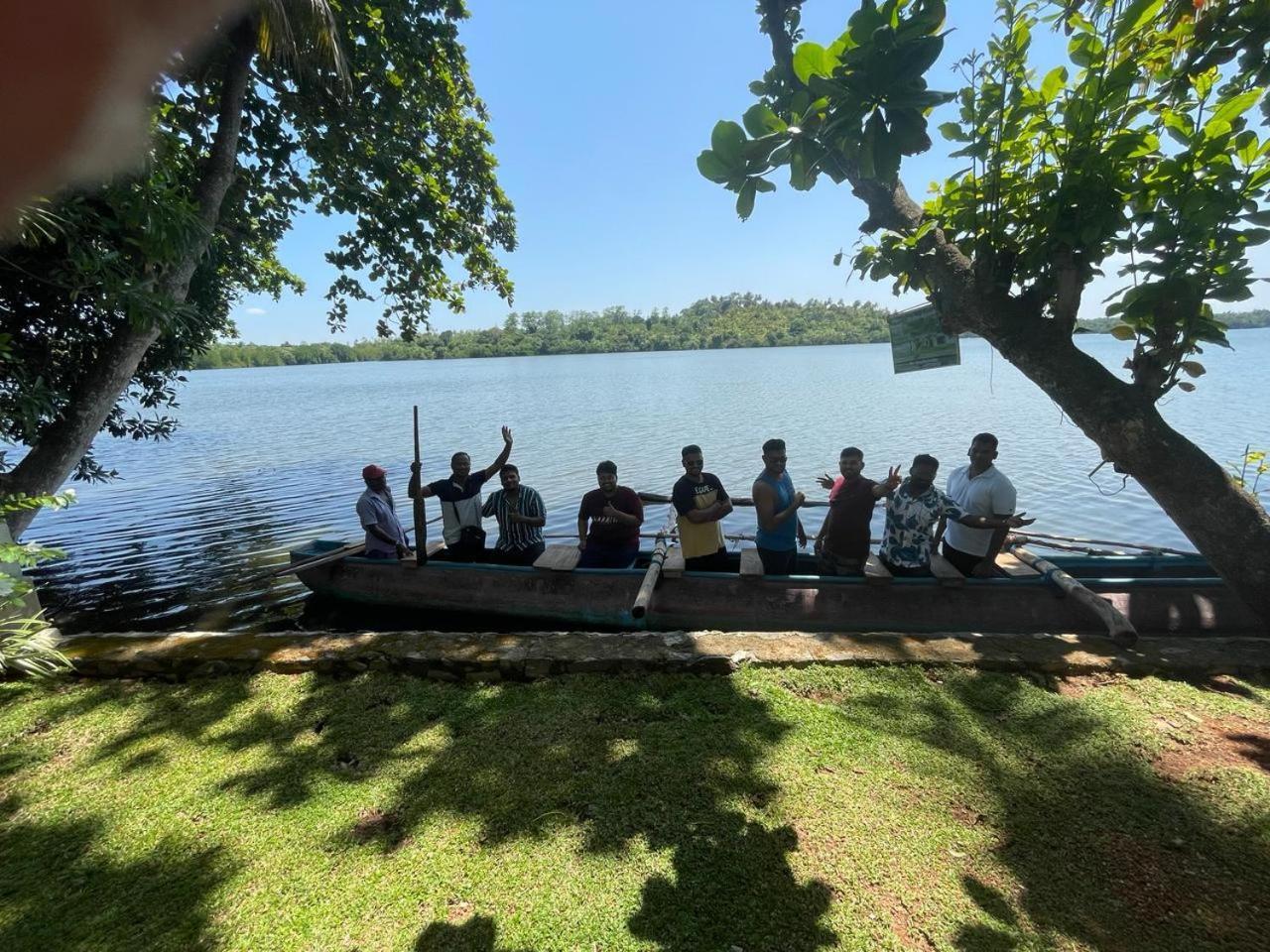 The Green Lagoon Villa Hikkaduwa Bagian luar foto