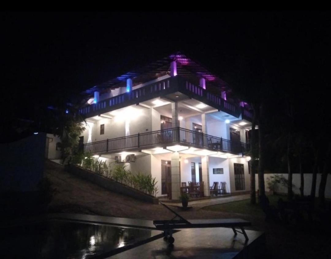 The Green Lagoon Villa Hikkaduwa Bagian luar foto